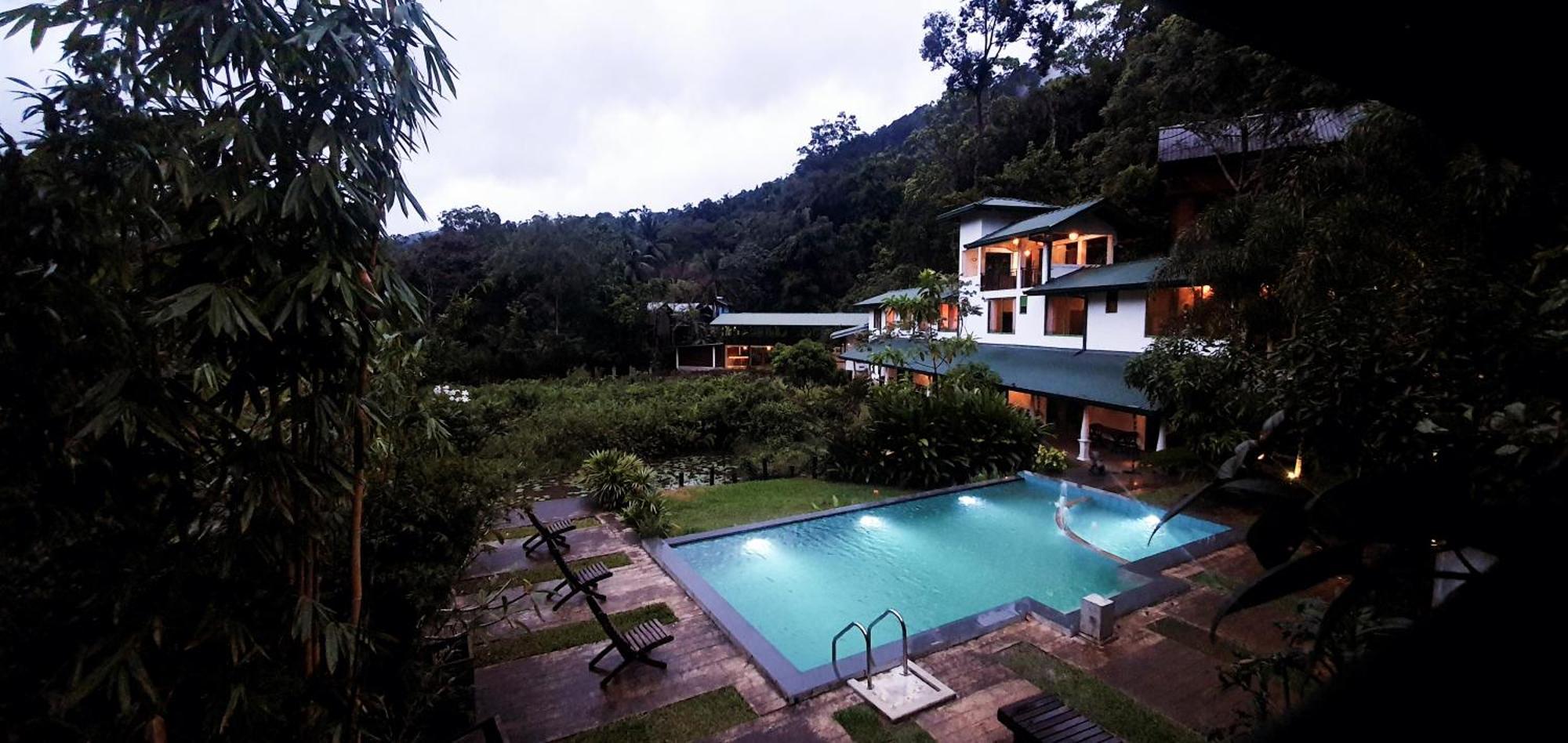 Sinharaja Forest Edge Deniyaya Exterior photo