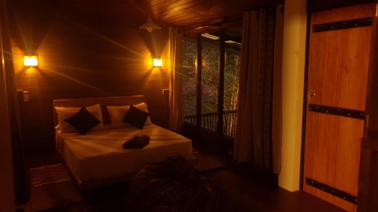 Sinharaja Forest Edge Deniyaya Exterior photo